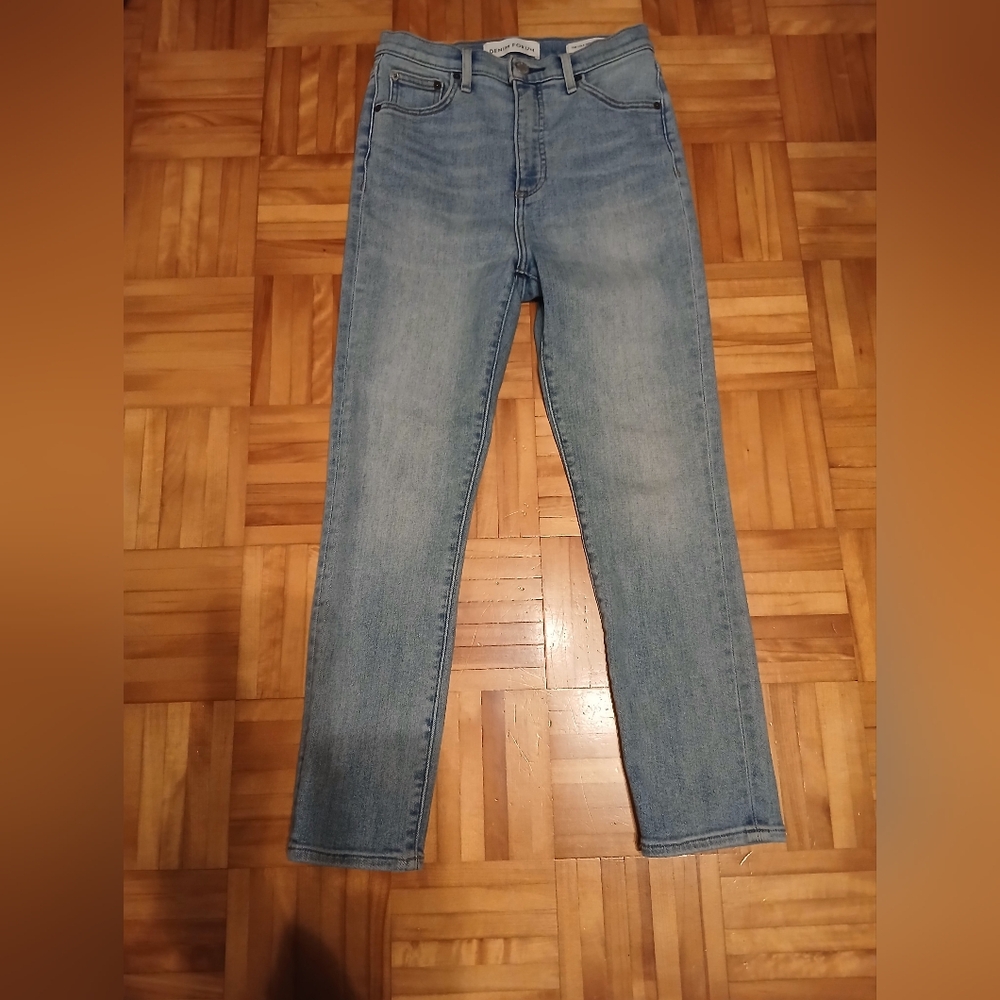 Denim Forum Lola Light Blue  Skinny Jeans.Size 26